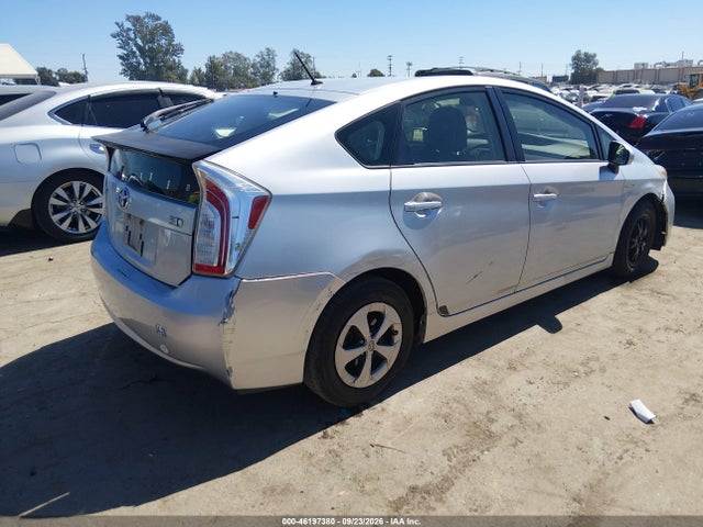 Продажа на аукционе авто 2015 Toyota Prius Five/four/persona Series Special Edition/three/two, vin: JTDKN3DU8F1992612, номер лота: 46197380
