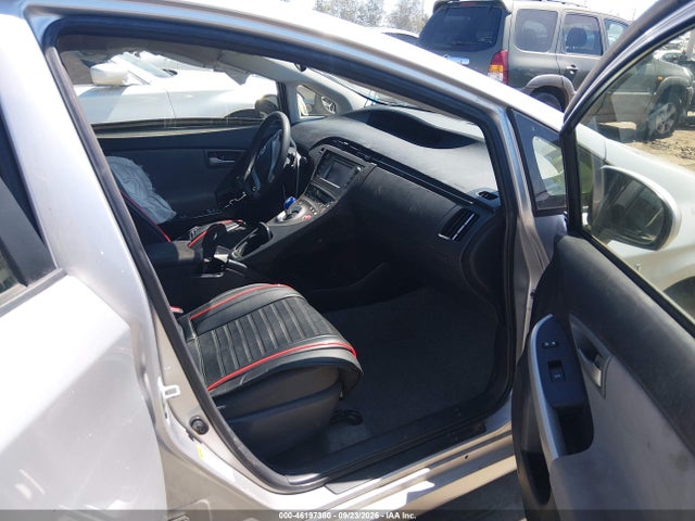 Продажа на аукционе авто 2015 Toyota Prius Five/four/persona Series Special Edition/three/two, vin: JTDKN3DU8F1992612, номер лота: 46197380