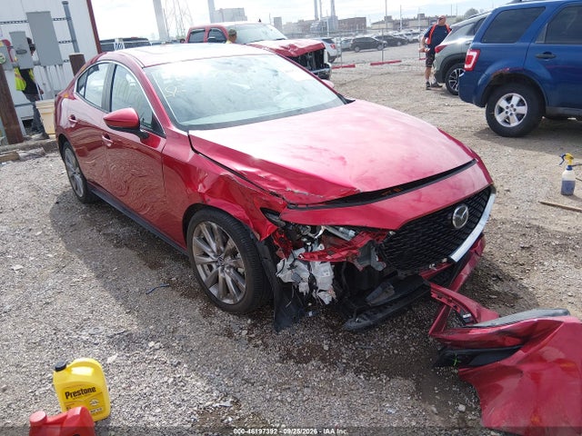 2021 Mazda Mazda3 Preferred მანქანა იყიდება აუქციონზე, vin: JM1BPACLXM1303772, აუქციონის ნომერი: 46197392