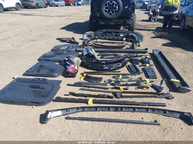 Продаж на аукціоні авто 2025 Ford Bronco Outer Banks, vin: 1FMDE8BH6SLB76424, номер лоту: 46197429