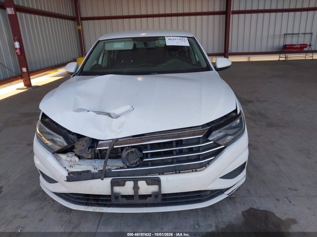 3VWN57BU7KM063125 Volkswagen Jetta 1.4t S