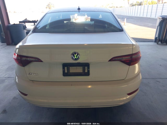 3VWN57BU7KM063125 Volkswagen Jetta 1.4t S
