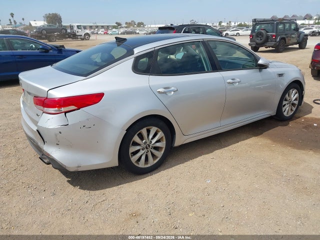 2016 Kia Optima Ex მანქანა იყიდება აუქციონზე, vin: 5XXGU4L3XGG069352, აუქციონის ნომერი: 46197452