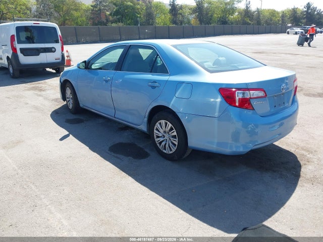 46197487 :رقم المزاد ، 4T4BF1FK6DR308098 vin ، 2013 Toyota Camry Le مزاد بيع