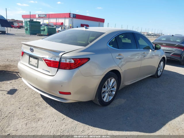Продаж на аукціоні авто 2013 Lexus Es 300h Hybrid, vin: JTHBW1GG2D2007136, номер лоту: 46197515