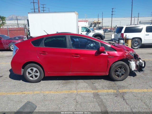 Toyota Prius Two 2014 JTDKN3DU9E1790764 Image 14