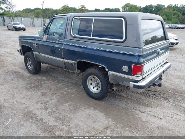46197538 :رقم المزاد ، 1GNEV18K2JF178520 vin ، 1988 Chevrolet Blazer V10 مزاد بيع