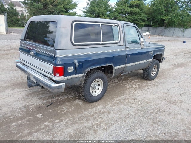 46197538 :رقم المزاد ، 1GNEV18K2JF178520 vin ، 1988 Chevrolet Blazer V10 مزاد بيع