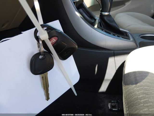KMHDH4AE4EU153763 Hyundai ELANTRA SE
