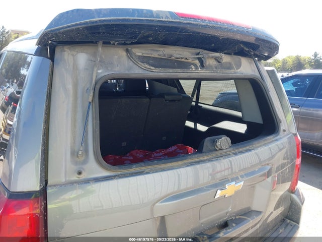 46197576 :رقم المزاد ، 1GNSKHKC7LR264252 vin ، 2020 Chevrolet Suburban 4wd Lt مزاد بيع