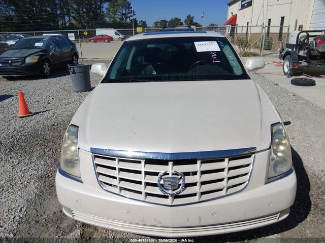 2011 Cadillac Dts Premium Collection მანქანა იყიდება აუქციონზე, vin: 1G6KH5E66BU137485, აუქციონის ნომერი: 46197597