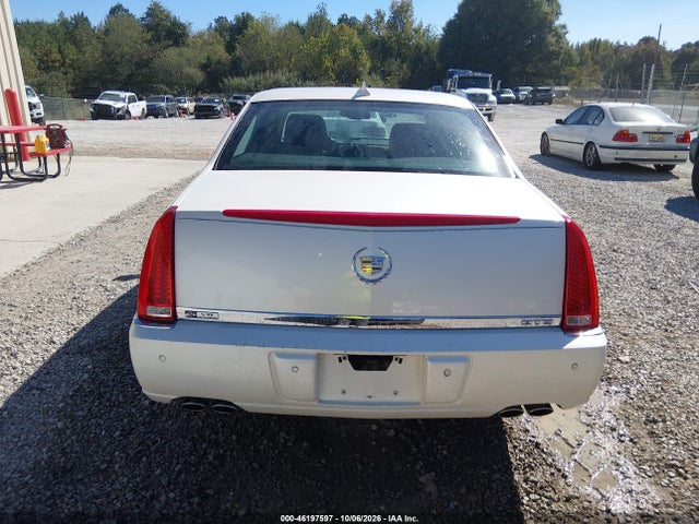 2011 Cadillac Dts Premium Collection მანქანა იყიდება აუქციონზე, vin: 1G6KH5E66BU137485, აუქციონის ნომერი: 46197597