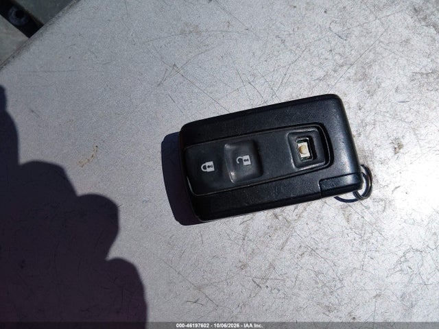 46197602 :رقم المزاد ، JTDKB20UX67505920 vin ، 2006 Toyota Prius مزاد بيع