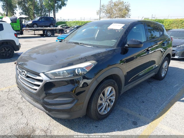 Hyundai TUCSON SE 2018 KM8J23A42JU817056 Image 2