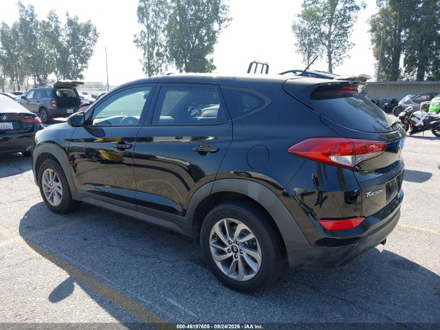 Hyundai TUCSON SE 2018 KM8J23A42JU817056 Image 3