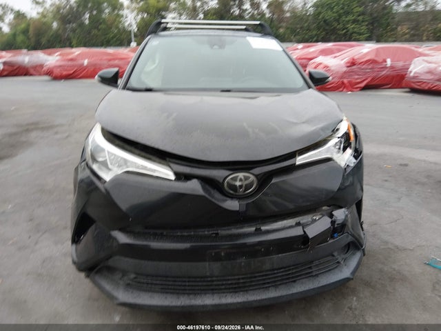 JTNKHMBX0J1005631 Toyota C-HR XLE