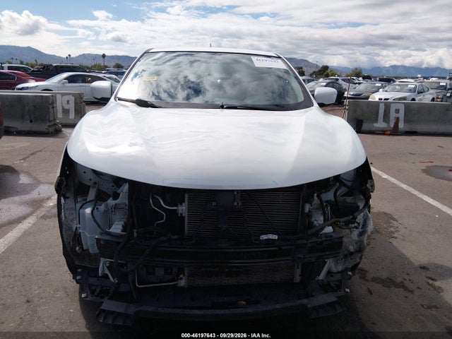 2018 Nissan Rogue Sport S მანქანა იყიდება აუქციონზე, vin: JN1BJ1CP6JW159451, აუქციონის ნომერი: 46197643
