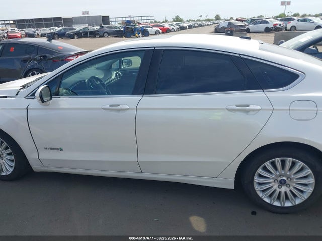 Продаж на аукціоні авто 2014 Ford Fusion Se Hybrid, vin: 3FA6P0LU9ER122194, номер лоту: 46197677