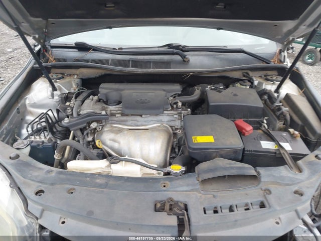 46197705 :رقم المزاد ، 4T1BF1FK0FU873511 vin ، 2015 Toyota Camry Se مزاد بيع