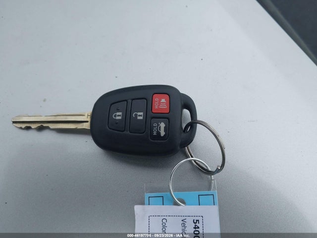 46197705 :رقم المزاد ، 4T1BF1FK0FU873511 vin ، 2015 Toyota Camry Se مزاد بيع