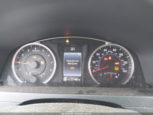 46197705 :رقم المزاد ، 4T1BF1FK0FU873511 vin ، 2015 Toyota Camry Se مزاد بيع