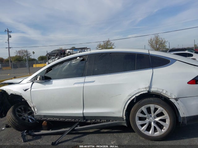 Продажа на аукционе авто 2020 Tesla Modelo X Long Range Dual Motor All-wheel Drive/long Range Plus Dual Motor All-wheel Drive, vin: 5YJXCBE27LF283742, номер лота: 46197734