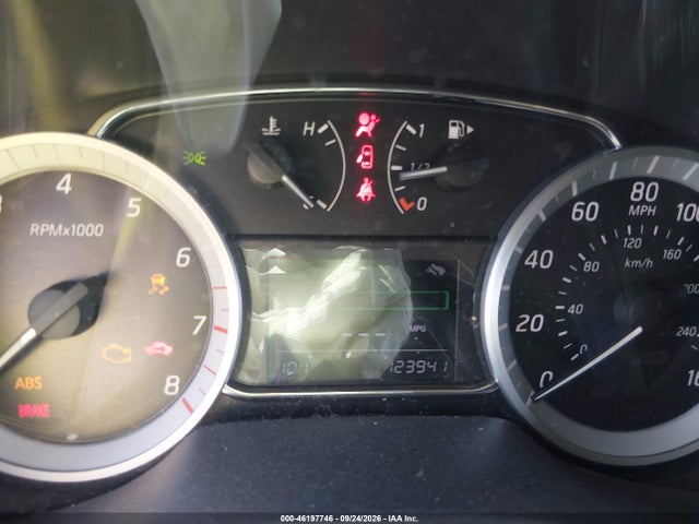 2014 Nissan Sentra Fe+ S/fe+ Sv/s/sl/sr/sv მანქანა იყიდება აუქციონზე, vin: 3N1AB7AP5EL667520, აუქციონის ნომერი: 46197746