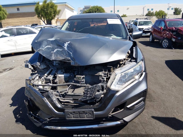 46197756 :رقم المزاد ، JN8AT2MT3JW459148 vin ، 2018 Nissan Rogue S مزاد بيع