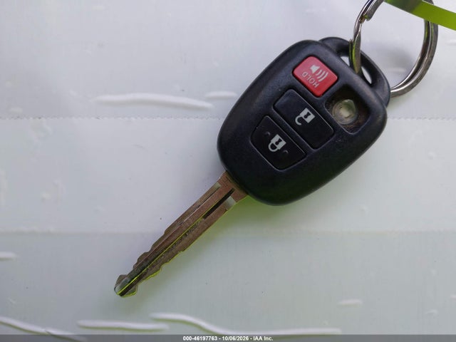 Toyota COROLLA LE 2016 2T1BURHE5GC586180 Image 11
