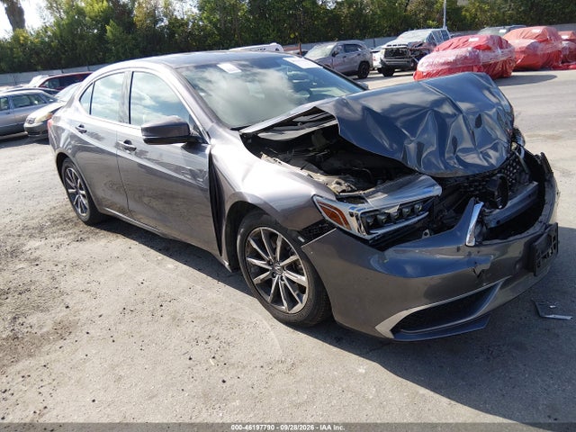 2019 19UUB1F30KA008049 main image