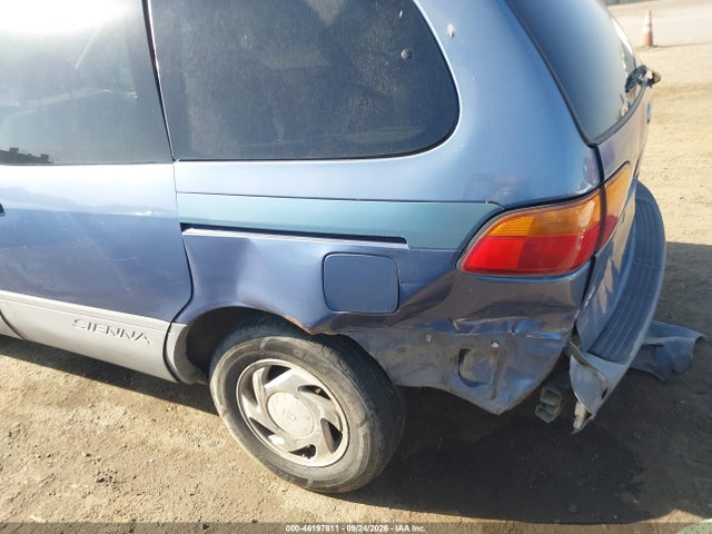 Продаж на аукціоні авто 1998 Toyota Sienna Le, vin: 4T3ZF13C5WU030987, номер лоту: 46197811