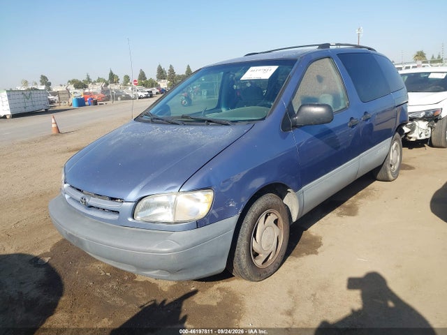 Продаж на аукціоні авто 1998 Toyota Sienna Le, vin: 4T3ZF13C5WU030987, номер лоту: 46197811