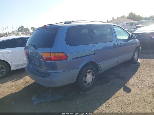 Продаж на аукціоні авто 1998 Toyota Sienna Le, vin: 4T3ZF13C5WU030987, номер лоту: 46197811