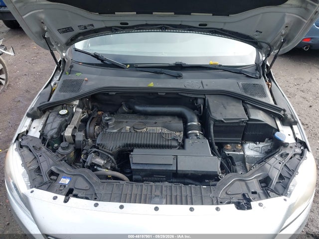 Продажа на аукционе авто 2015 Volvo S60 T5 Premier, vin: YV1612TB1F2306597, номер лота: 46197901