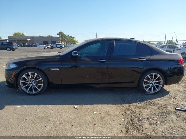 BMW 5 Series 528i 2016 WBA5A5C56GD529945 Image 14