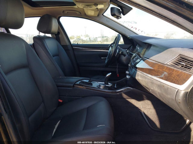 BMW 5 Series 528i 2016 WBA5A5C56GD529945 Image 5