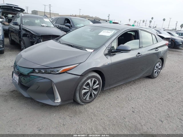 2017 Toyota Prius Prime Plus მანქანა იყიდება აუქციონზე, vin: JTDKARFP0H3005689, აუქციონის ნომერი: 46198017