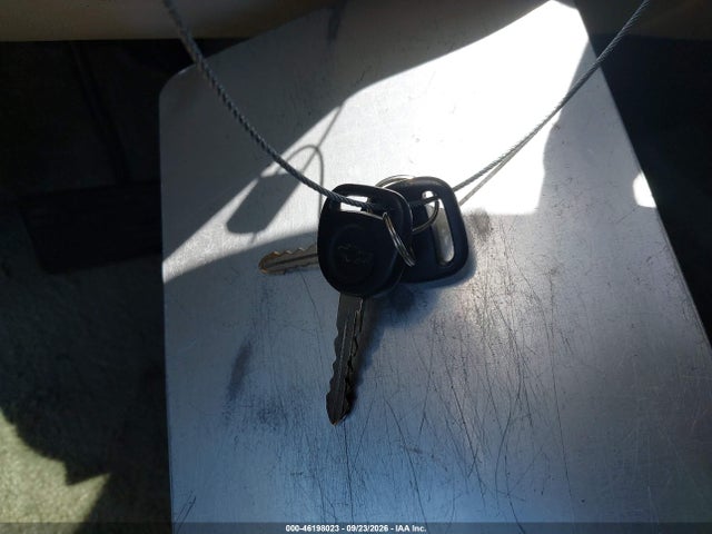 Продажа на аукционе авто 2001 Chevrolet Suburban C1500, vin: 3GNEC16T41G186666, номер лота: 46198023