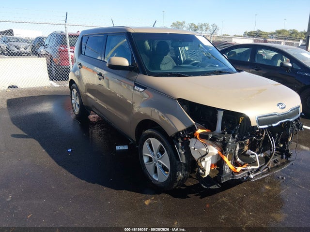 Auction sale of the 2015 Kia Soul, vin: KNDJN2A20F7220238, lot number: 46198057