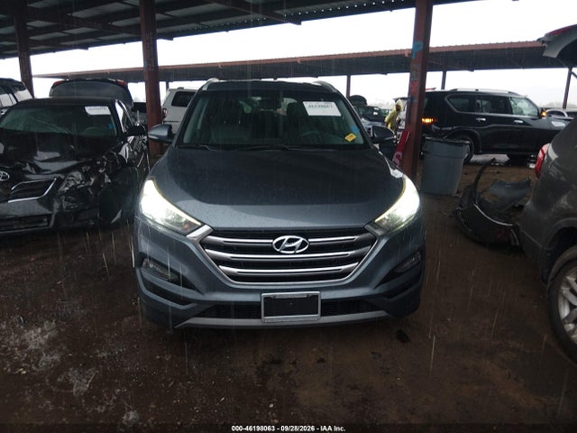 2016 Hyundai Tucson Limited მანქანა იყიდება აუქციონზე, vin: KM8J33A23GU035823, აუქციონის ნომერი: 46198063