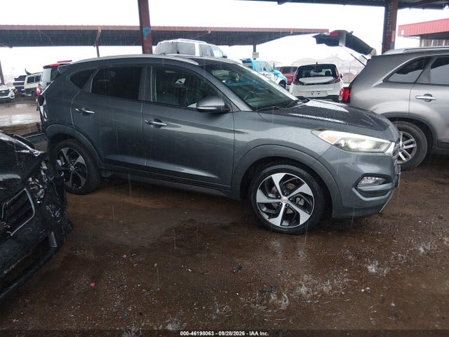 2016 Hyundai Tucson Limited მანქანა იყიდება აუქციონზე, vin: KM8J33A23GU035823, აუქციონის ნომერი: 46198063