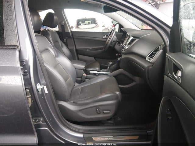 2016 Hyundai Tucson Limited მანქანა იყიდება აუქციონზე, vin: KM8J33A23GU035823, აუქციონის ნომერი: 46198063