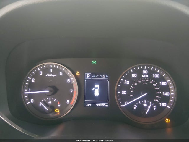2016 Hyundai Tucson Limited მანქანა იყიდება აუქციონზე, vin: KM8J33A23GU035823, აუქციონის ნომერი: 46198063