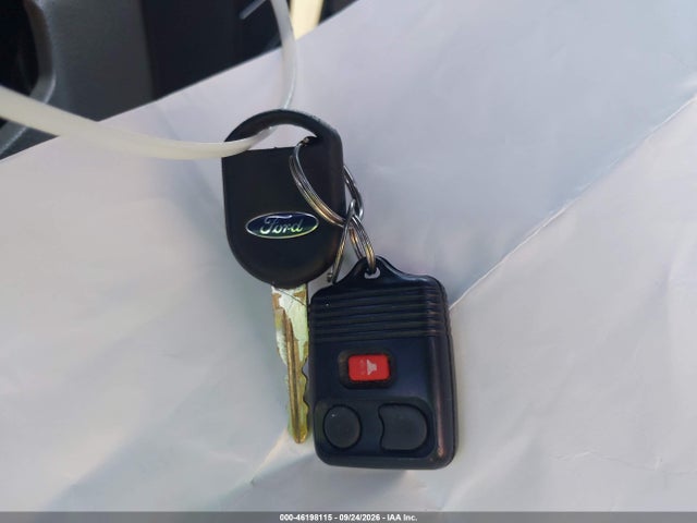2004 Ford F-150 Stx/xl/xlt მანქანა იყიდება აუქციონზე, vin: 1FTRX12W54NA79345, აუქციონის ნომერი: 46198115