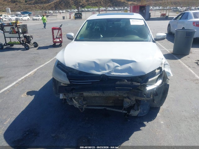 2014 Volkswagen Jetta 1.8t Sel მანქანა იყიდება აუქციონზე, vin: 3VWL17AJ6EM408644, აუქციონის ნომერი: 46198123