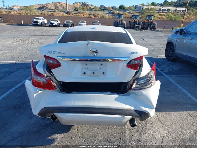1N4AL3AP2JC266232 Nissan Altima 2.5 Sv