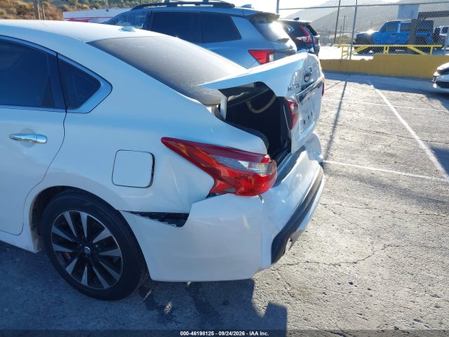 1N4AL3AP2JC266232 Nissan Altima 2.5 Sv