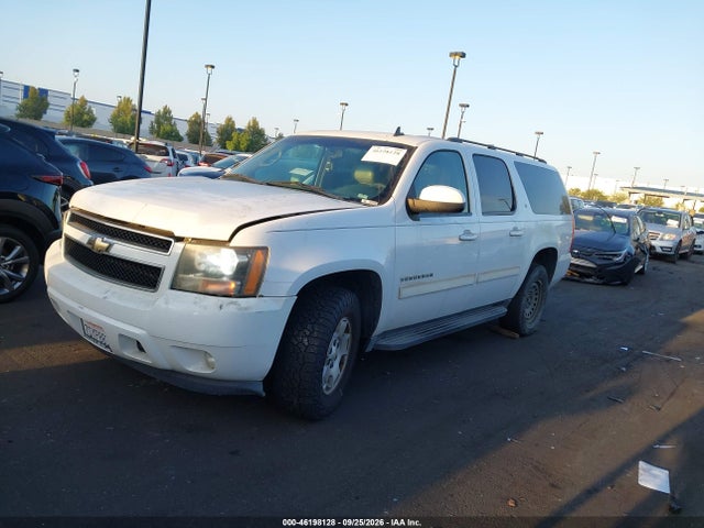 46198128 :رقم المزاد ، 1GNSKJE30BR222863 vin ، 2011 Chevrolet Suburban Lt مزاد بيع