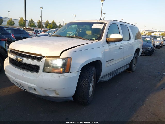 46198128 :رقم المزاد ، 1GNSKJE30BR222863 vin ، 2011 Chevrolet Suburban Lt مزاد بيع