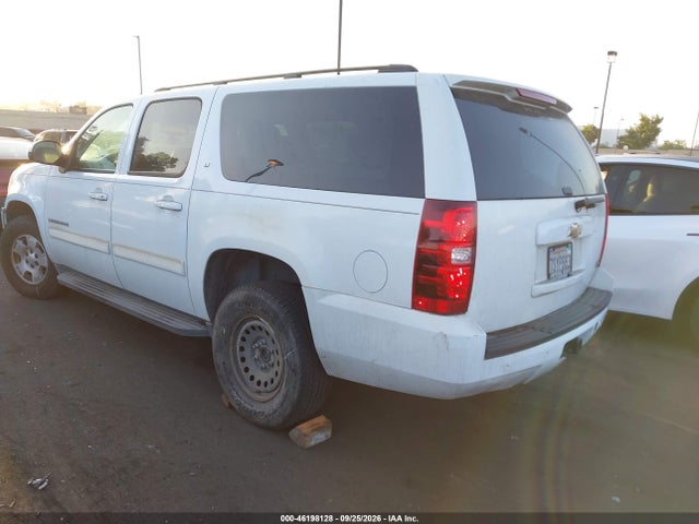 46198128 :رقم المزاد ، 1GNSKJE30BR222863 vin ، 2011 Chevrolet Suburban Lt مزاد بيع
